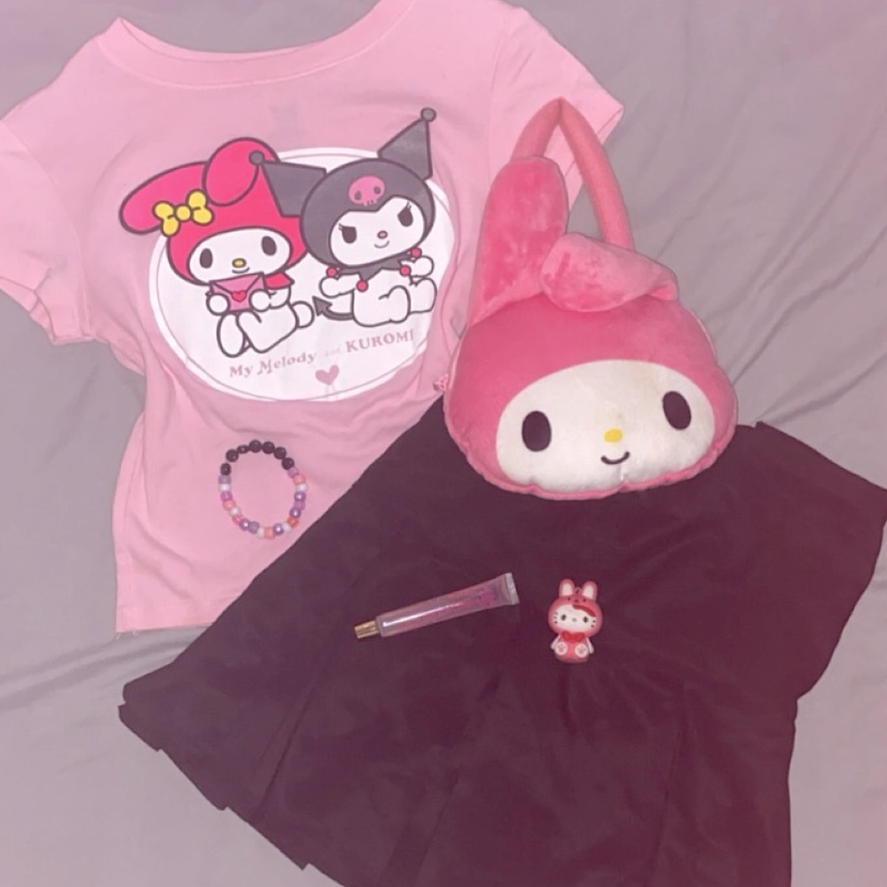 My Melo x Kuromi bundle DESC***
